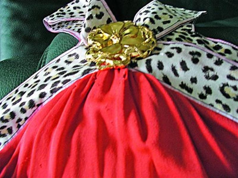 Maschenschaden im Kleid