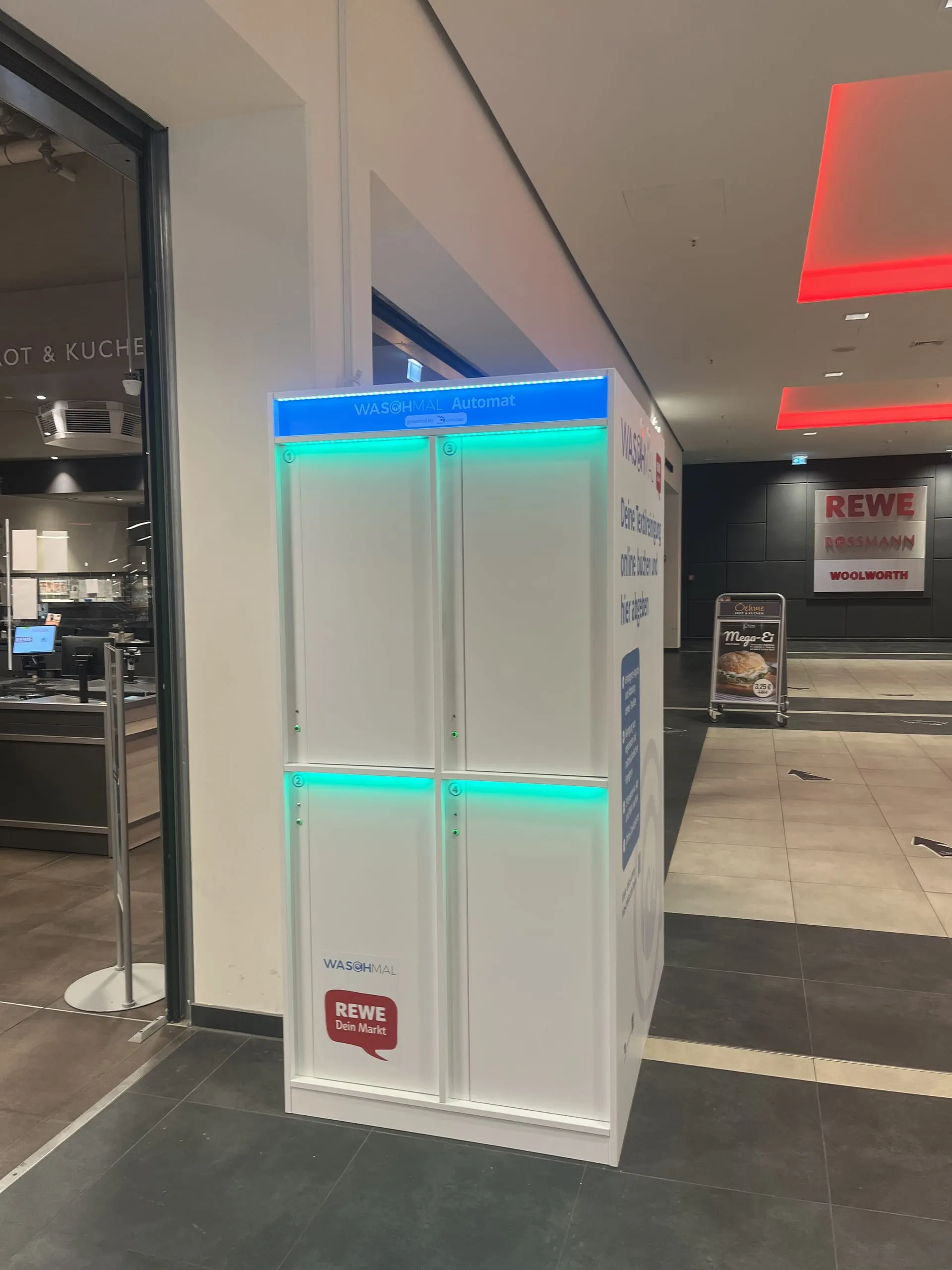 WaschMal und REWE testen automatisiertes Schranksystem