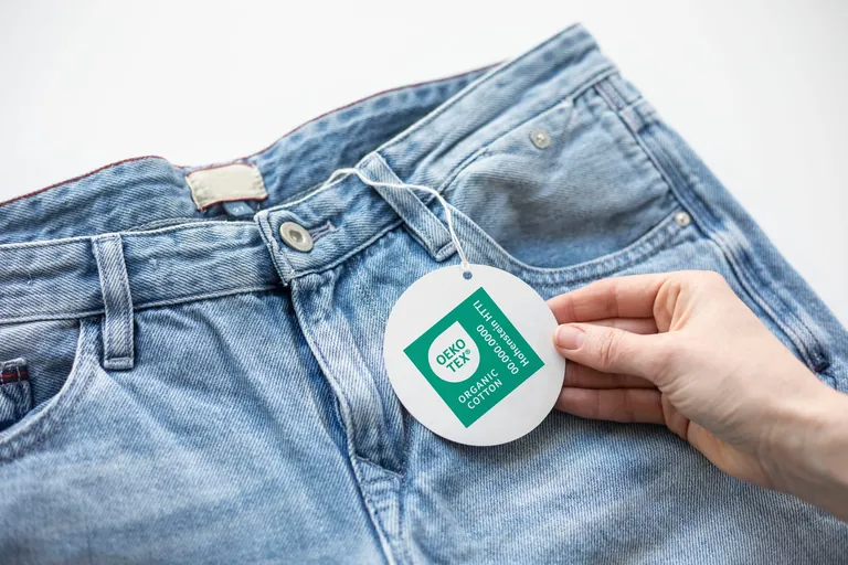 Das neue OEKO-TEX Bio-Label ORGANIC COTTON Label stellt nicht nur sicher, dass ein Produkt aus biologischer Herkunft stammt, sondern dass es auch gem&auml;&szlig; OEKO-TEX STANDARD 100 f&uuml;r die menschliche Gesundheit unbedenklich ist. 