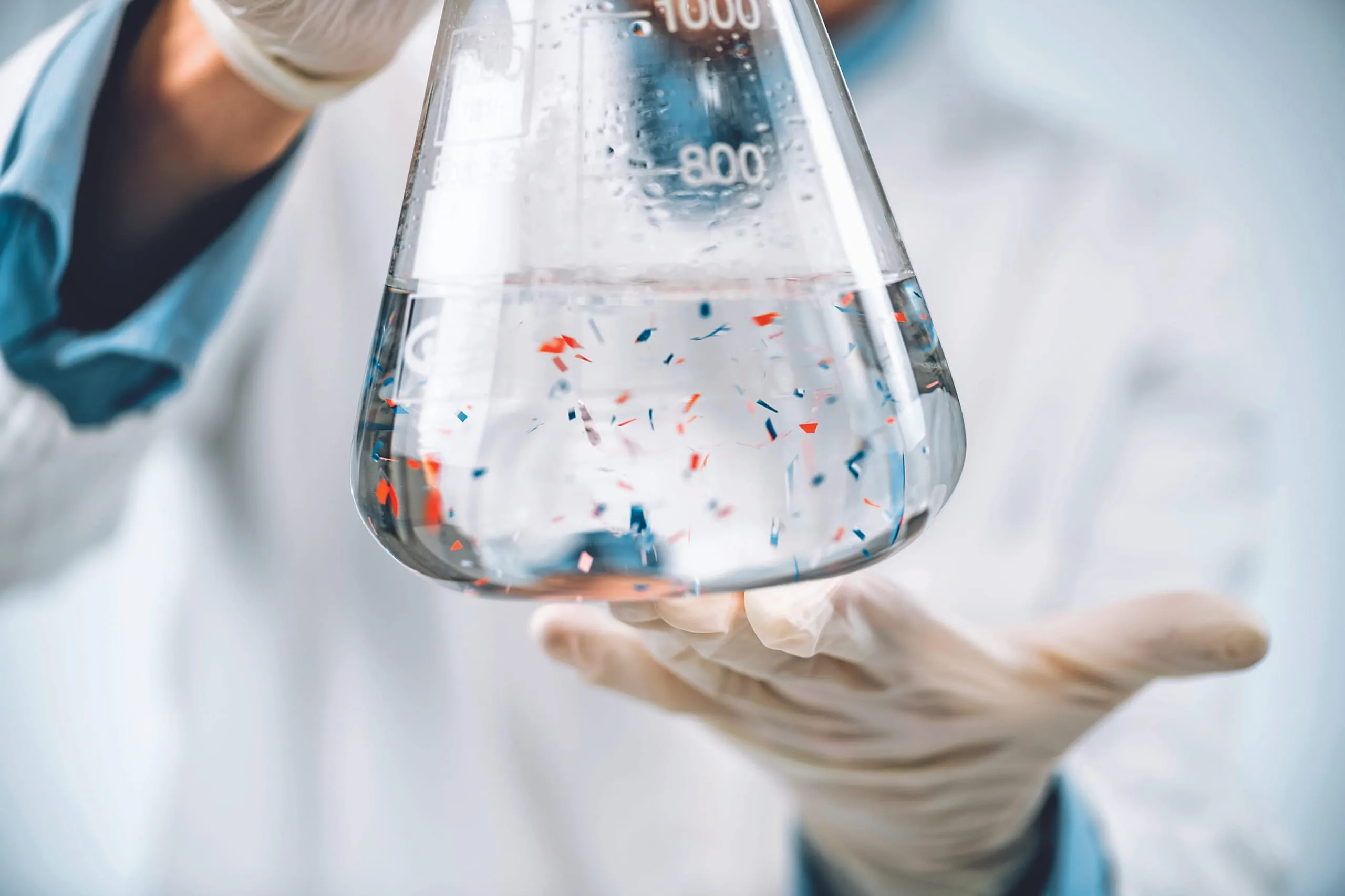 Mikroplastik: Plastikteilchen aus der Wäscherei?