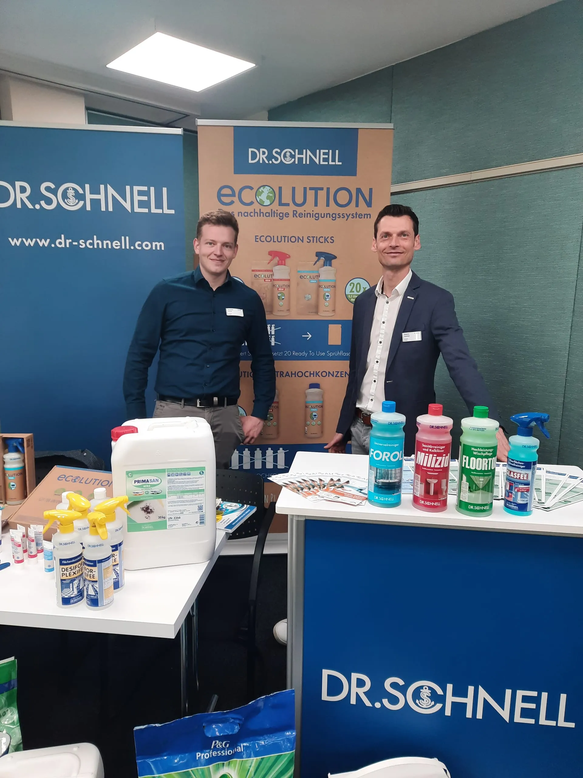 Dr. Schnell: Alexander Kirhner (links) Sebastian Golombek (rechts)