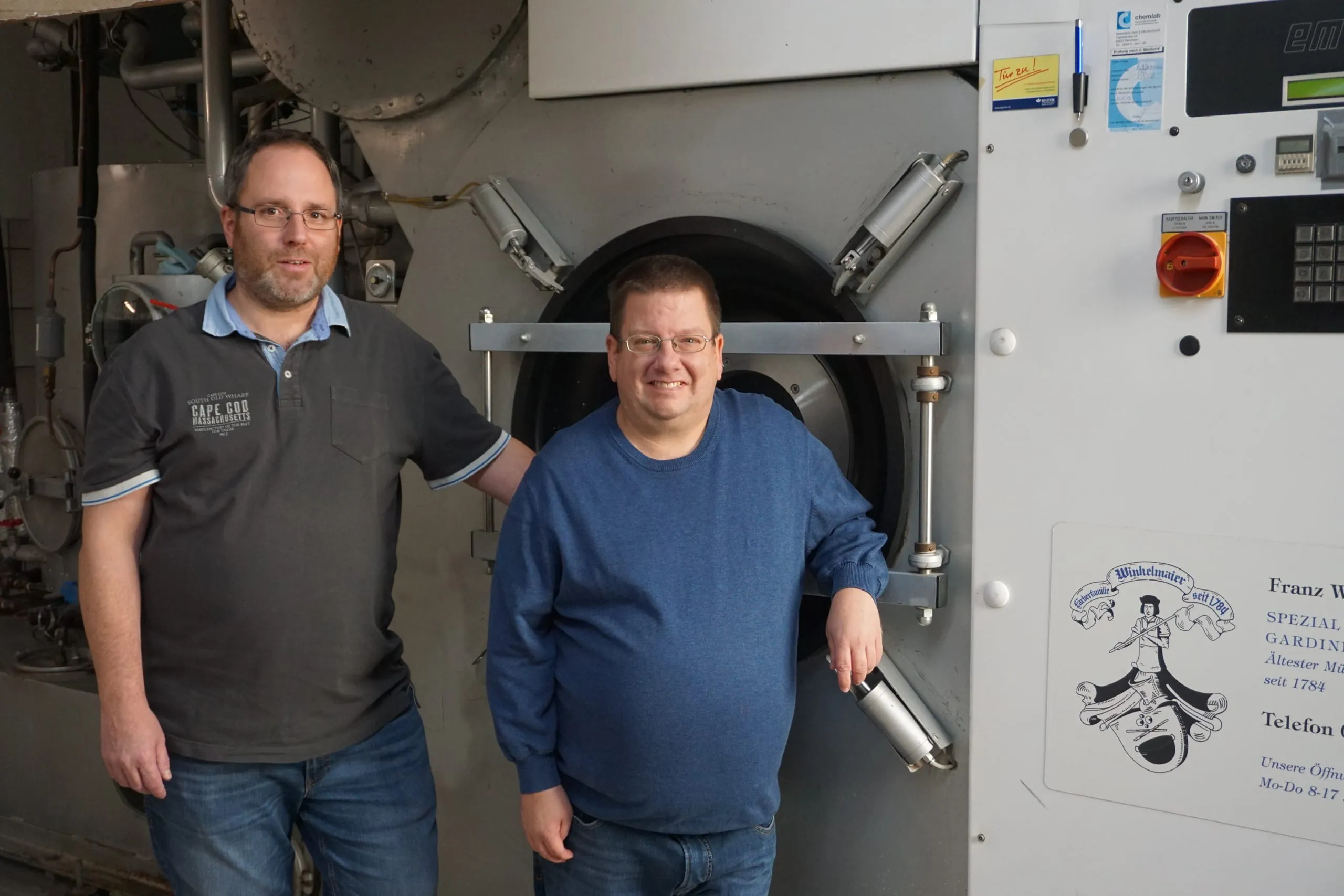 Franz_Winkelmaier_TeppichGardinenreinigung_Muenchen_Geschwisterpaar