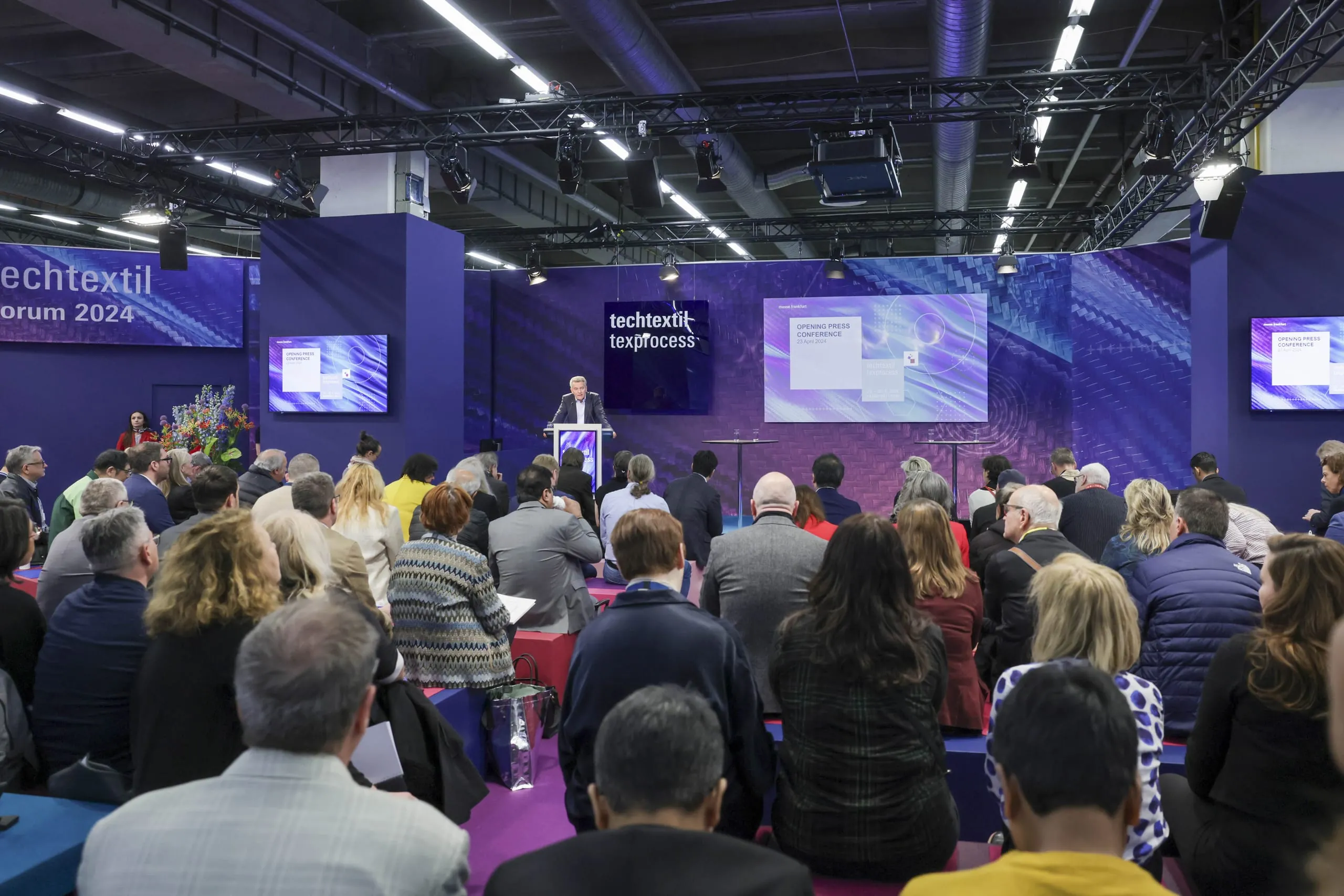 Techtextil und Texprocess: "Das Format Messe ist voll zurück"