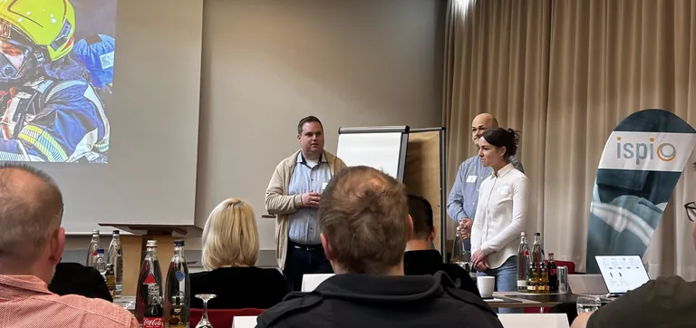 Philip Pl&uuml;mper, Agnes Schmitz und Axel Ratz er&ouml;ffnen den ISPI-Workshop.