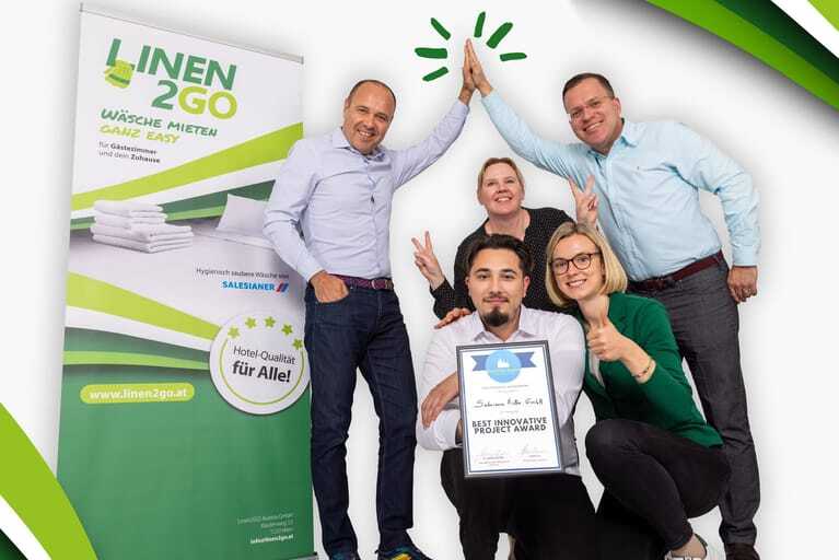 Das "Linen2GO"-Team mit dem ETSA-Preis für das innovativste Produkt.
