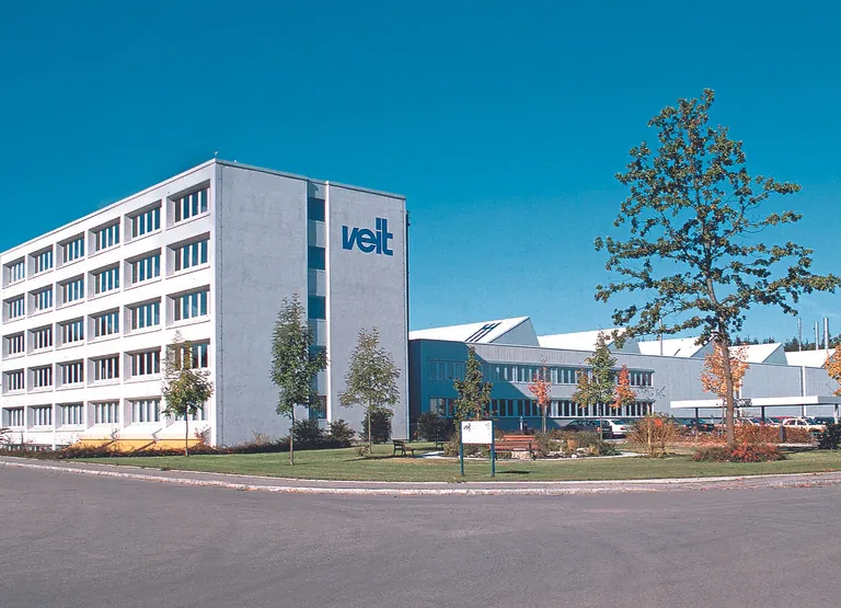 Blick auf das Firmengeb&auml;ude der VEIT GmbH in Landsberg am Lech. 