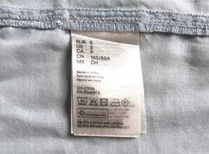 Das Bild zeigt ein Pflegeetikett.