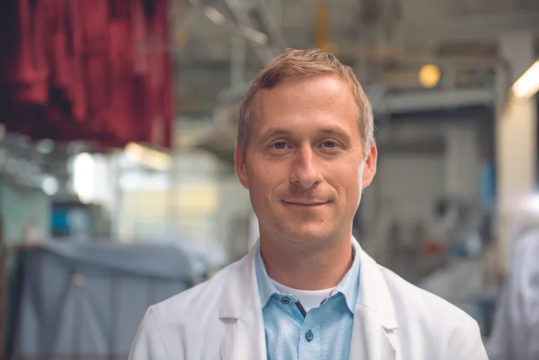 Christof Dohnke, Inhaber der W&auml;scherei Hitz und Mitgr&uuml;nder des Start-ups Worxcamera.