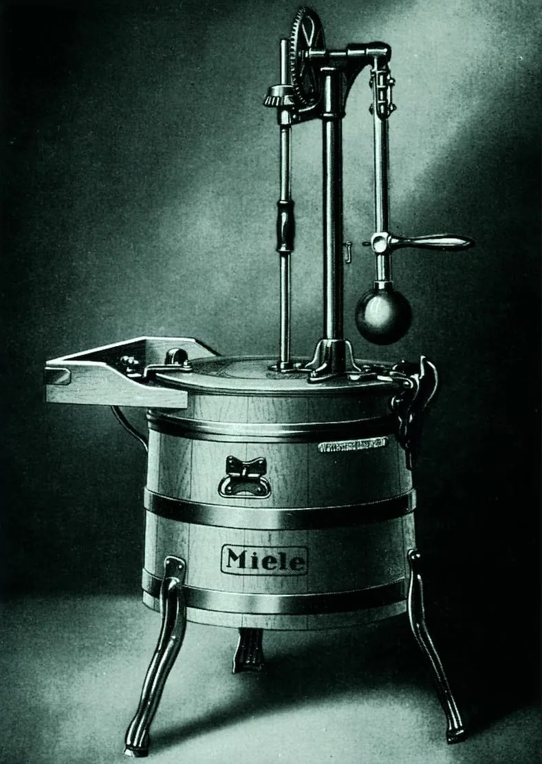 Das Bild zeigt die Miele Oberpendel Waschmaschine "Modell A".