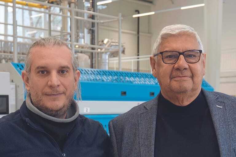 Miklós Olti, Betriebsleiter (links) und Hermann Dellemann, Gewerberechtlicher Geschäftsführer der WÄSCHEREI OBERLAND in Silz.
