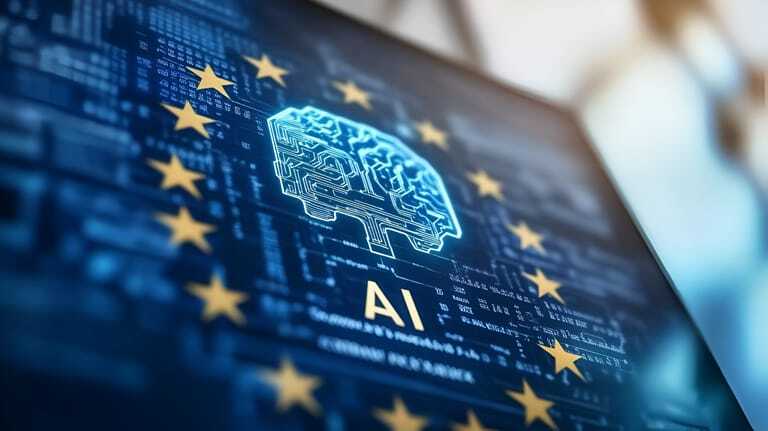 Computerplatine mit dem Wort "AI" in Leuchtschrift darauf umringt von den Sternen der Europafahne.