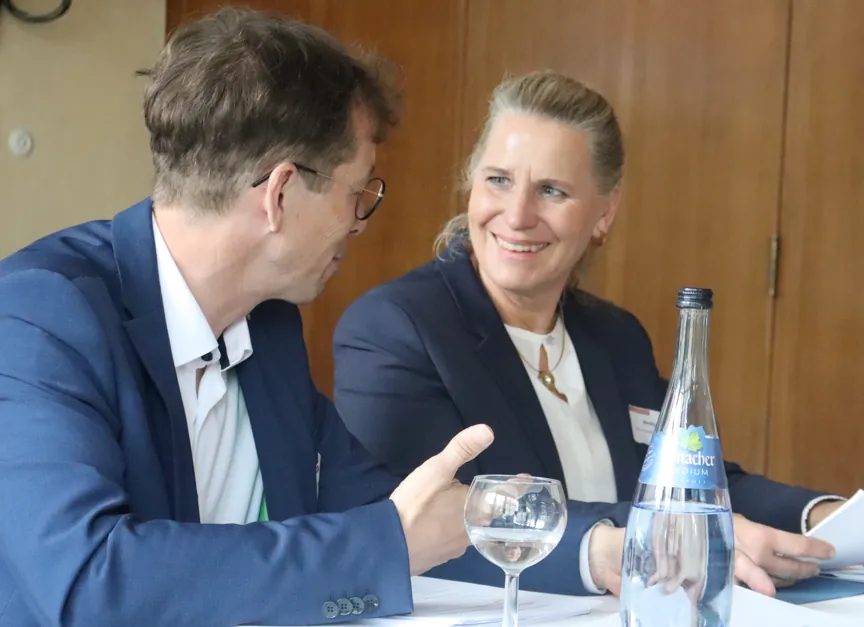 Gesamtmasche: Martina Bandte als Präsidentin bestätigt