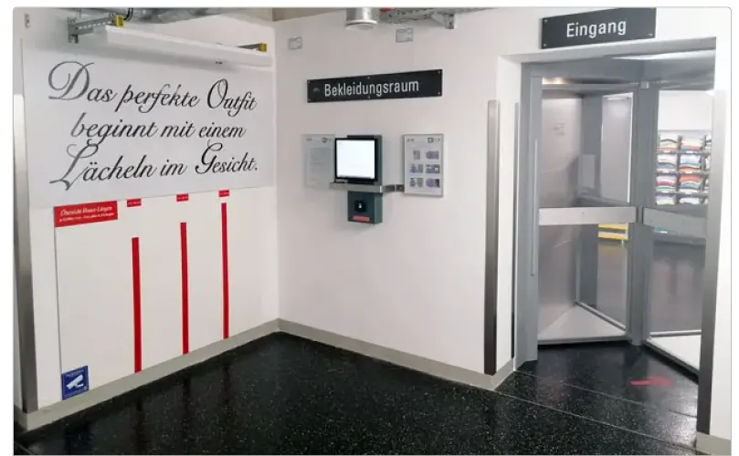So sieht Eingang des Bekleidungsraums am Uniklinikum Graz aus.