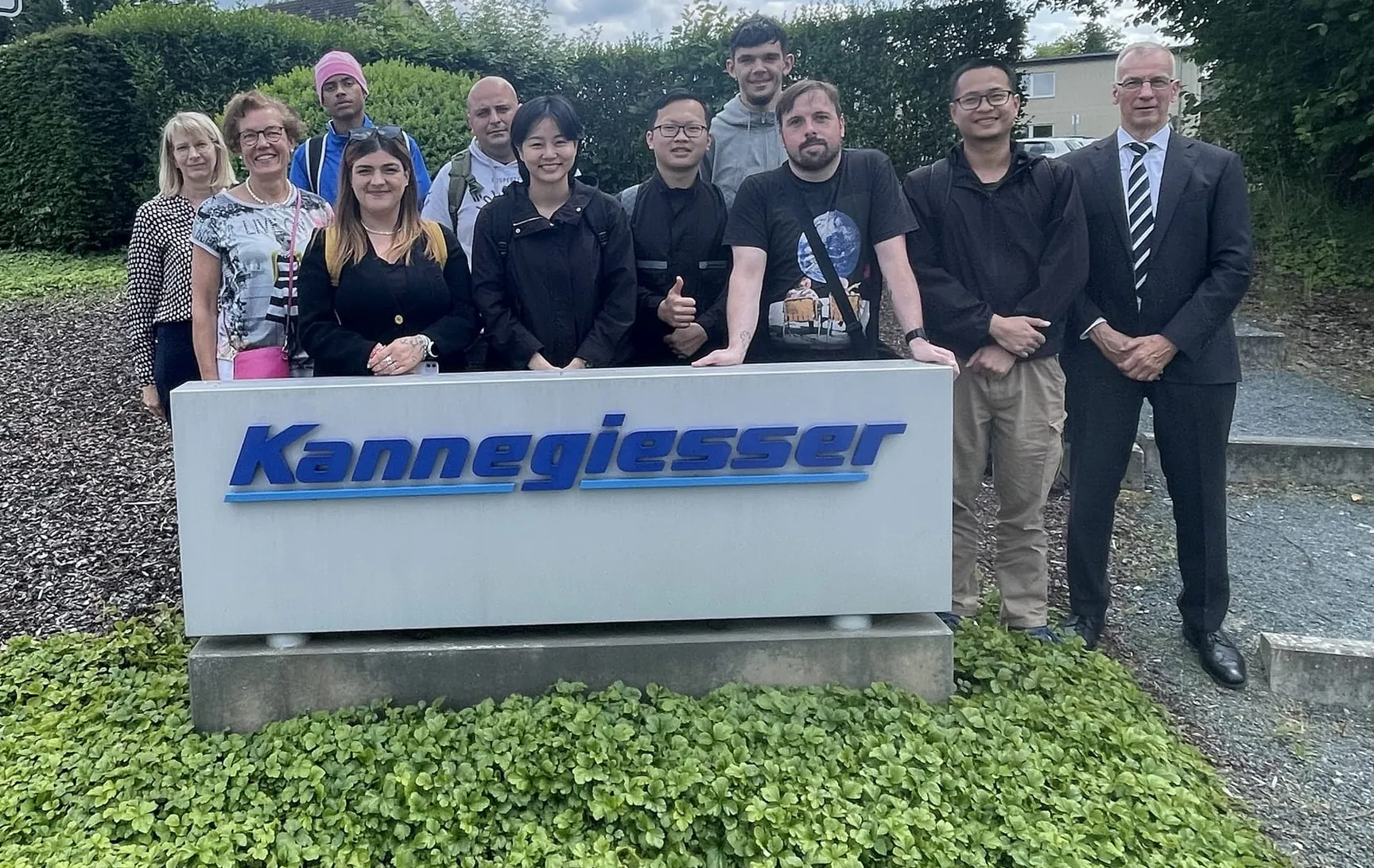 Azubis erleben Wäschereimaschinen-Herstellung live