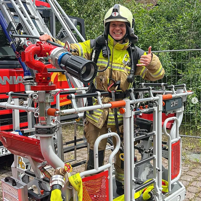 Niklas R&ouml;der, auf Social Media bekannt als &bdquo;Niklas.on.fire&ldquo;  