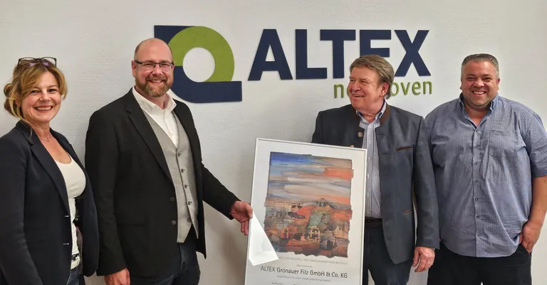 ALTEX Vliesstoffe IHK Urkunden&uuml;bergabe 50 Jahre