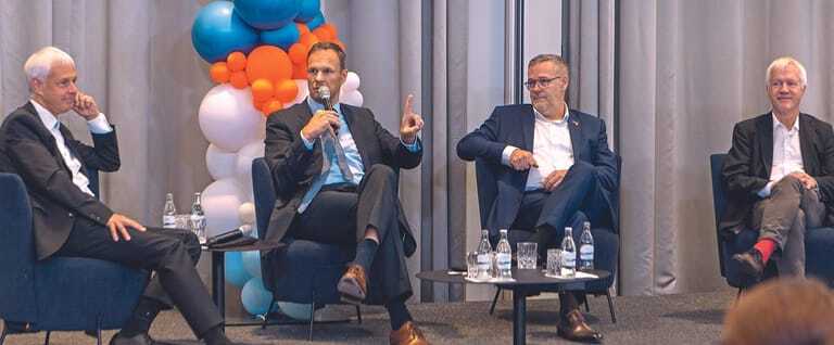 Ralph Rouget, Marco-Alexander Breit, J&ouml;rg Dittrich und Dr. Klaus-Heiner R&ouml;hl sprachen im Panel &uuml;ber Digitalisierung und B&uuml;rokratieabbau.