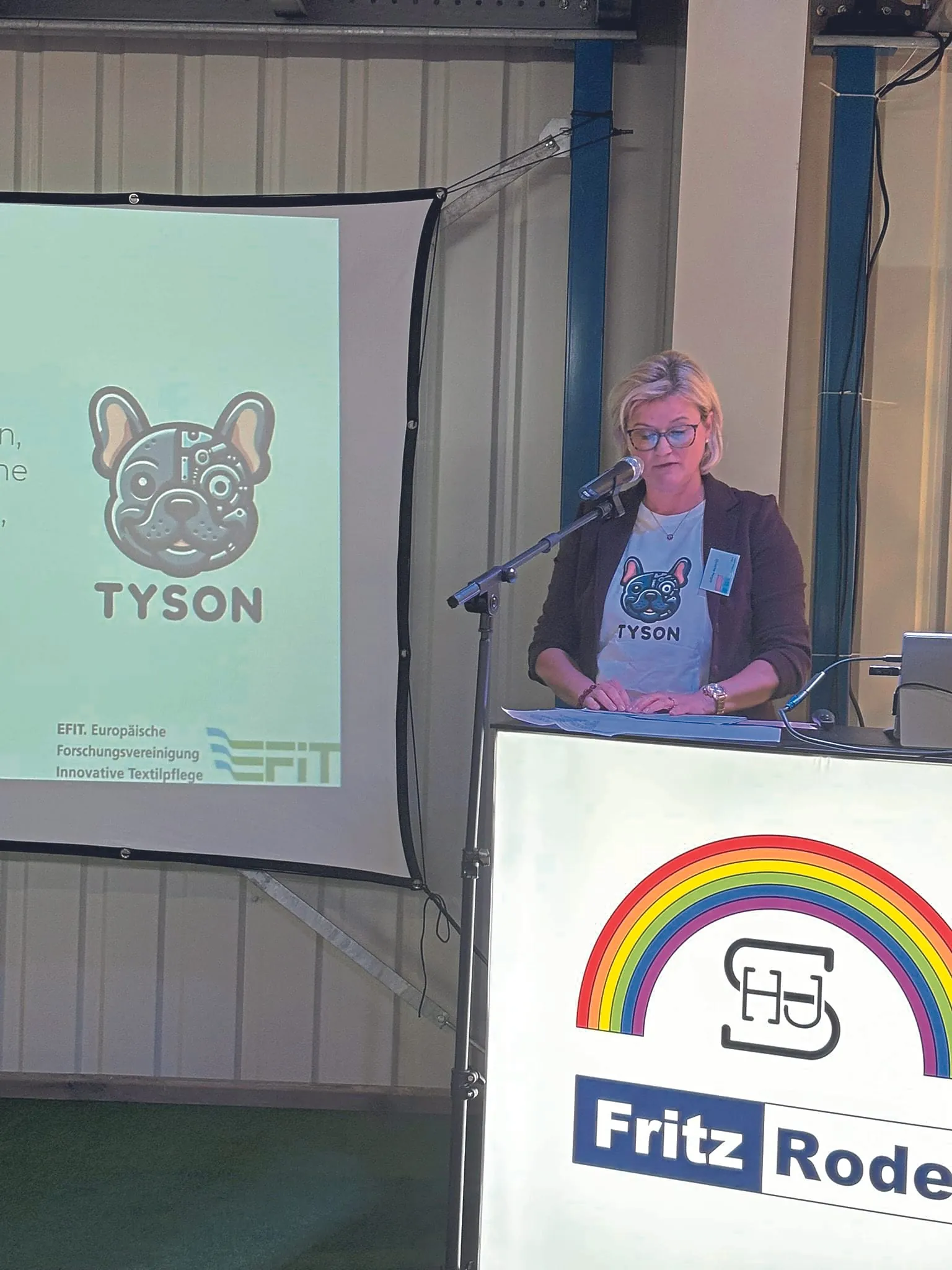 EFIT: Zukunftsthemen der Textilreinigung diskutiert