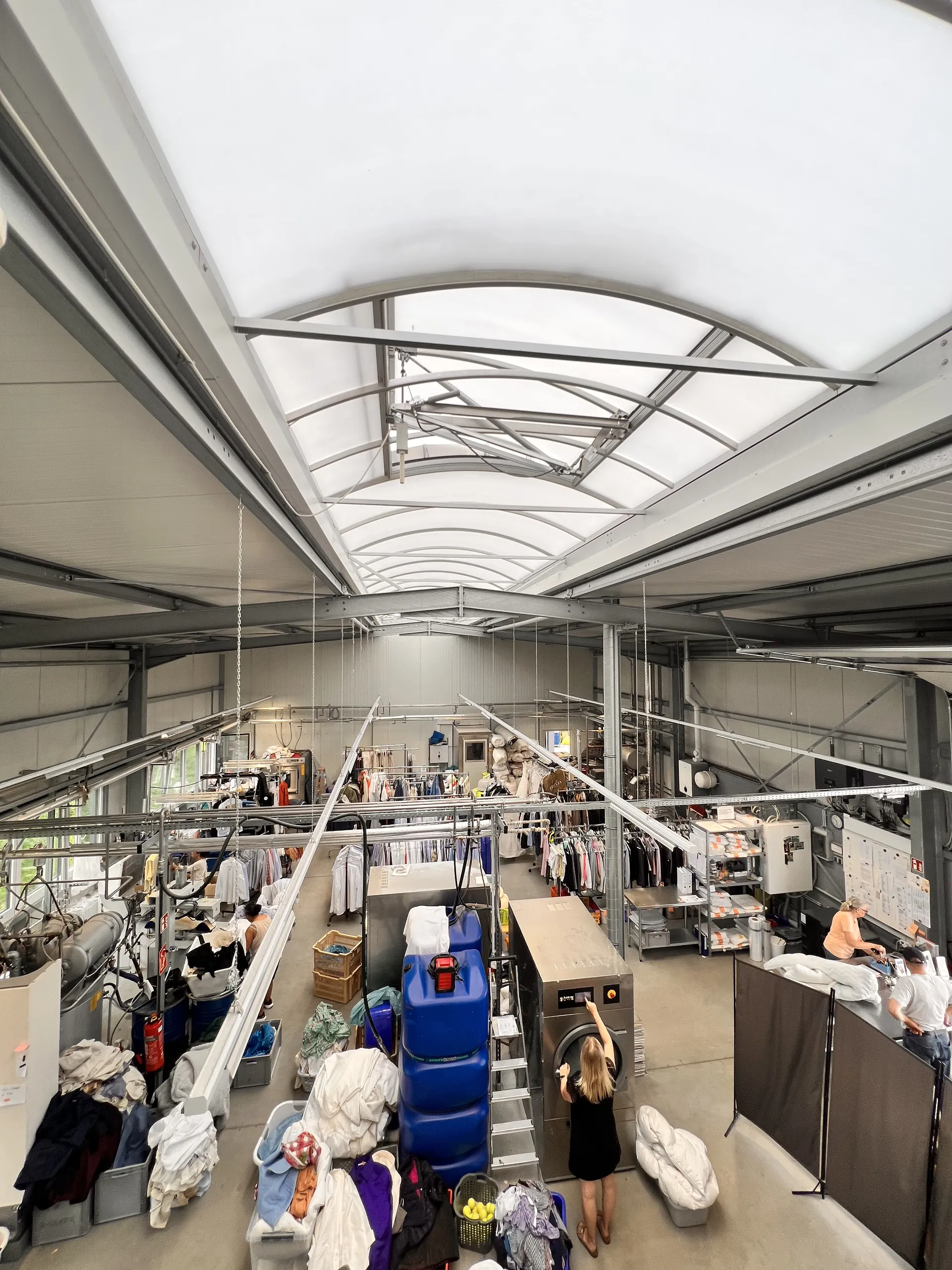 Leonie Miroschnik in Textilreinigung