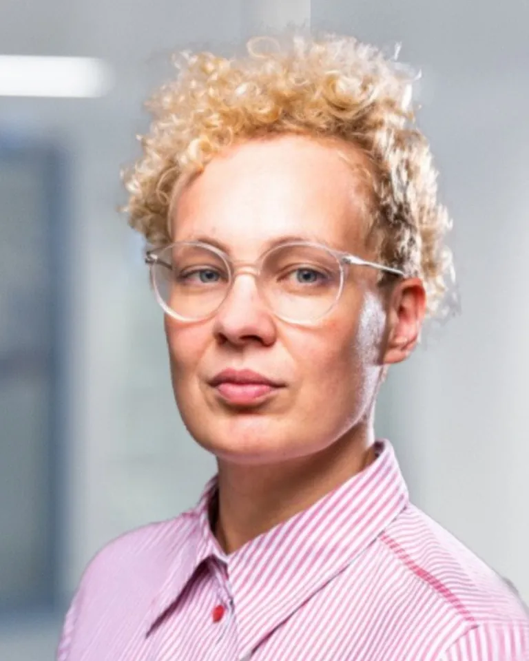 Sigrid Rotzler, wissenschaftliche Mitarbeiterin in der Forschungsgruppe „System on Flex“ beim Fraunhofer IZM.