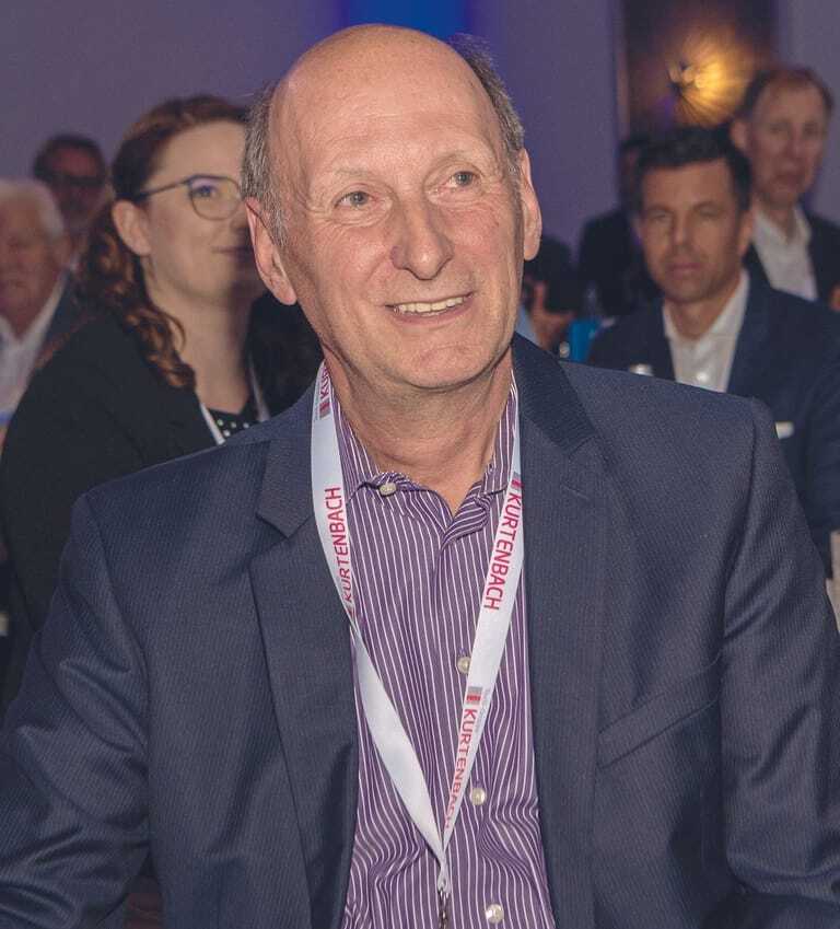 Udo Nagelschmidt bei der Auszeichnung mit der DTV-Ehrennadel in Berlin.