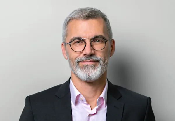 Ohne verlässliche Rahmenbedingungen werden notwendige Investitionen ausgebremst“, betont DTV-Hauptgeschäftsführer Andreas Schumacher.