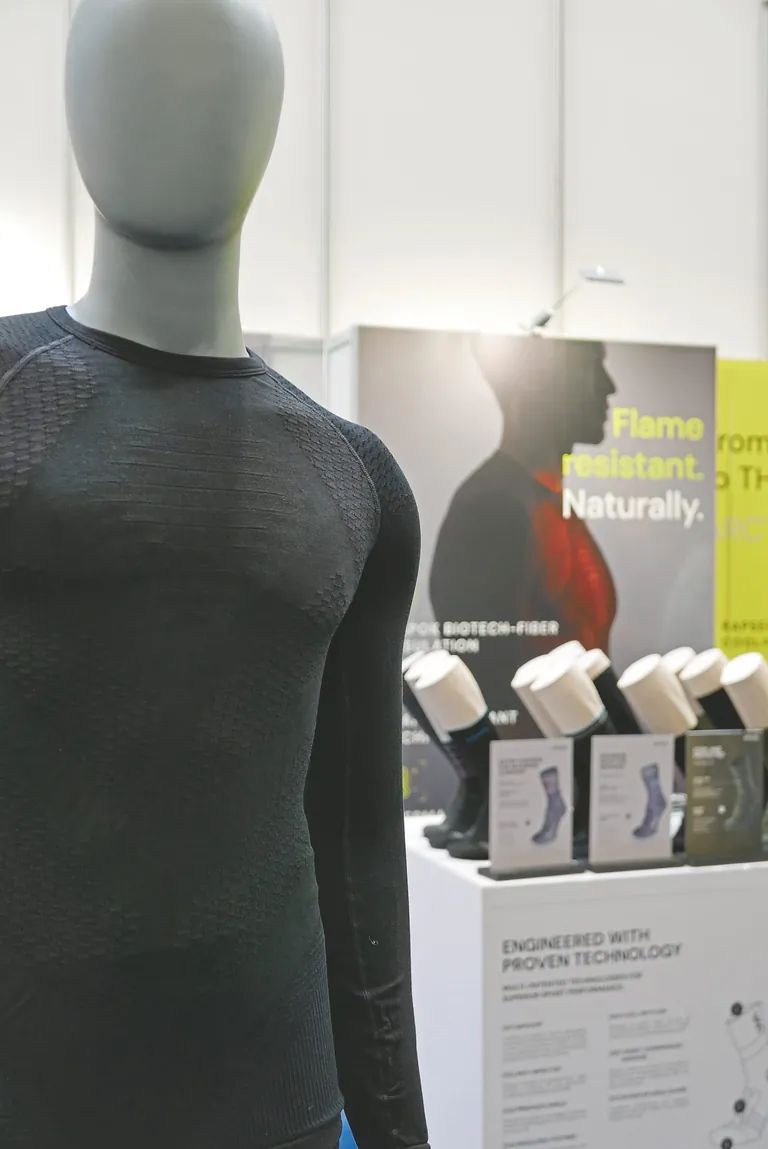 Trerè Innovation war ursprünglich auf Sportswear spezialisiert und verarbeitet für seine flammhemmende Unterwäsche eine biobasierte Fasermischung.