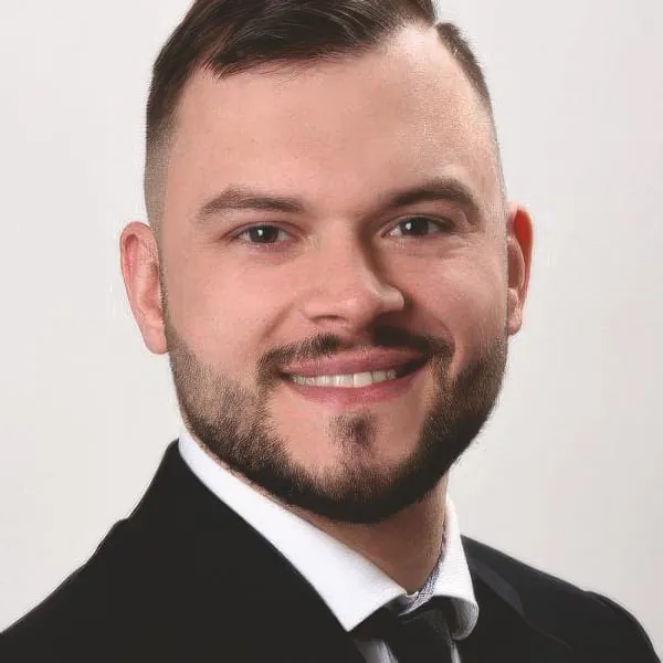 Tony K&ouml;hler (36) f&uuml;hrt seit einem Jahr die Plank Textilreinigung weiter.
