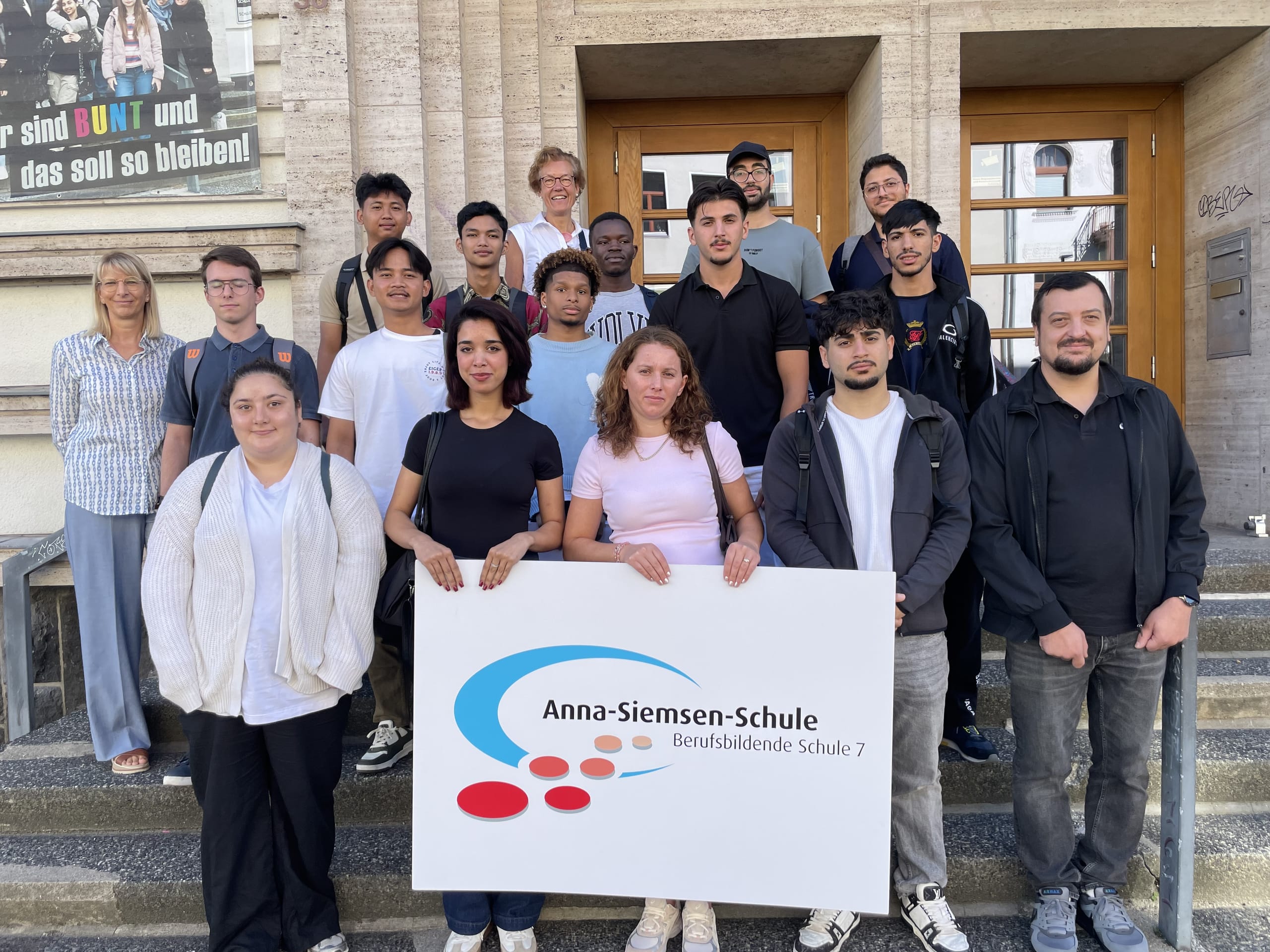 Schulstart in das 1. Ausbildungsjahr zum Textilreiniger