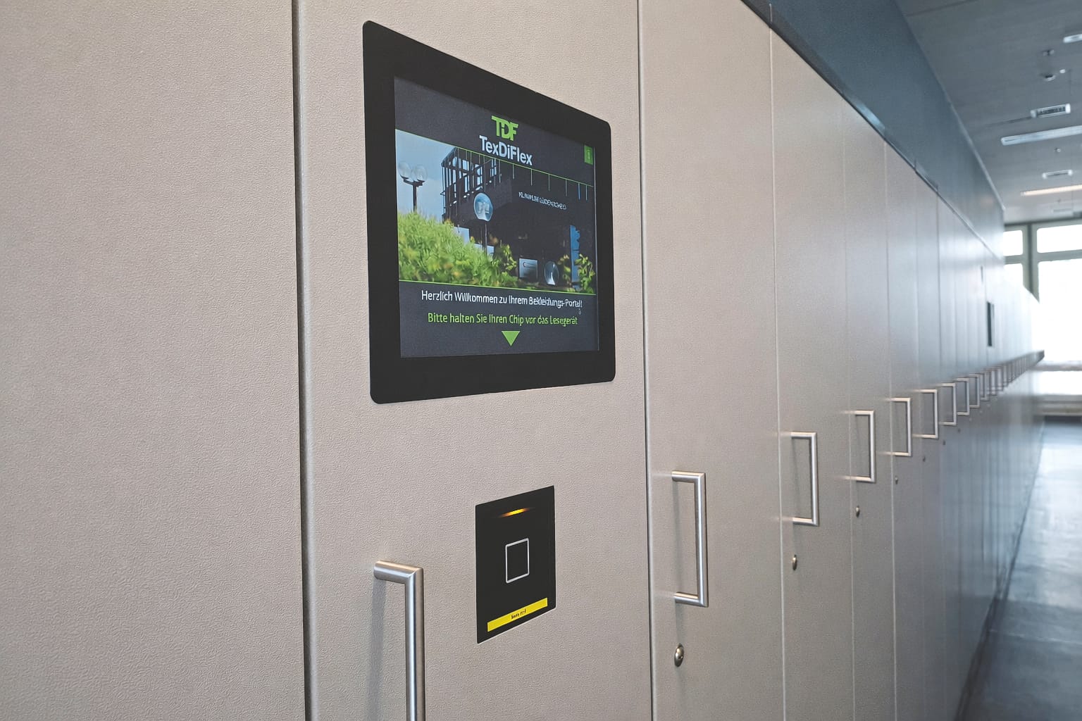 Automatisierte Ausgabe für Bekleidung etabliert