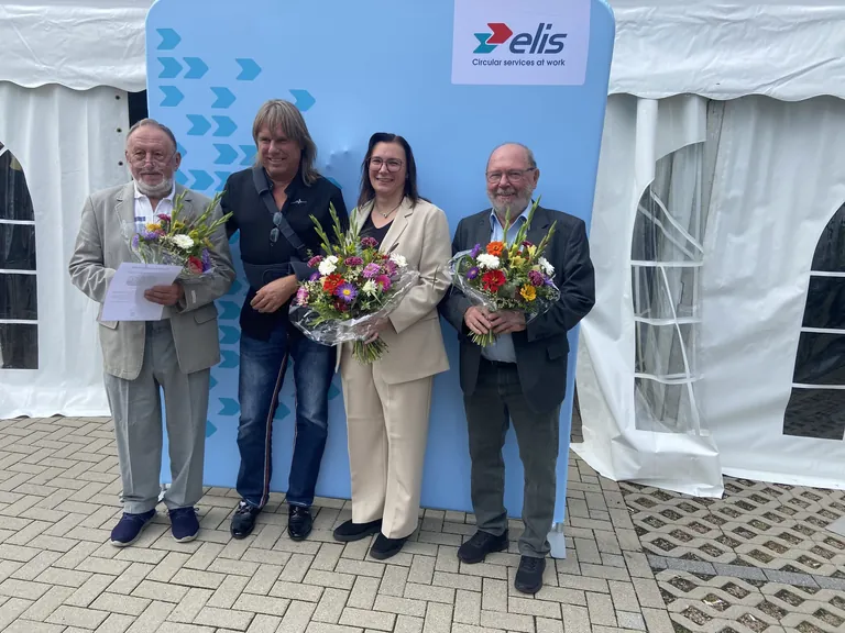 Zum Firmenjubiläum der Elis-Niederlassung in Böhrigen kamen zahlreiche Gratulanten.
